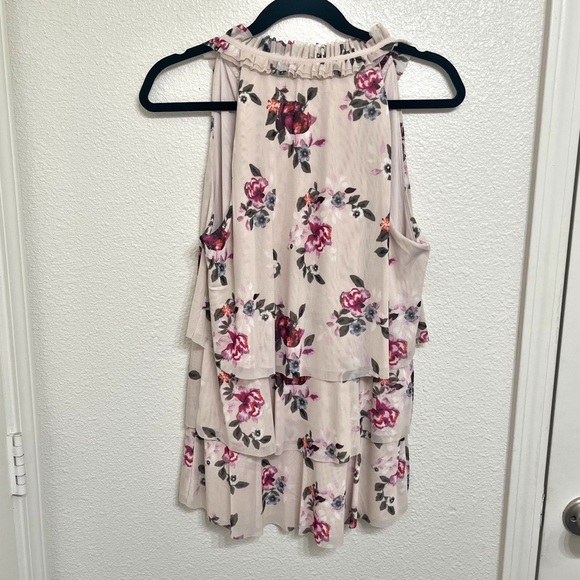 White House Black Market Sleeveless Sheer Layered Floral Halter Blouse Size M - Picture 3 of 9